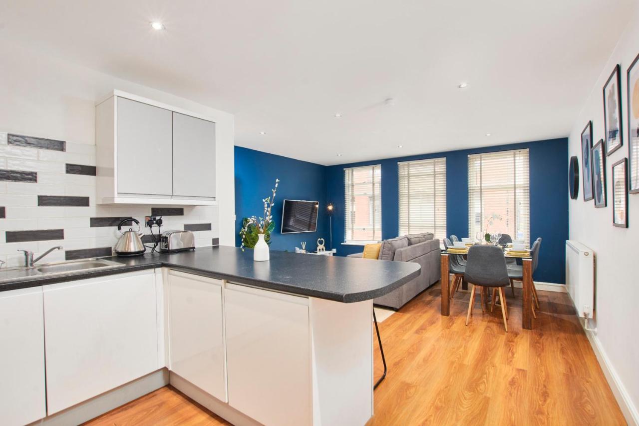 Stunning City Centre 3 Bed, 3 Bath - Sleeps 8! Lejlighed Leeds  Eksteriør billede
