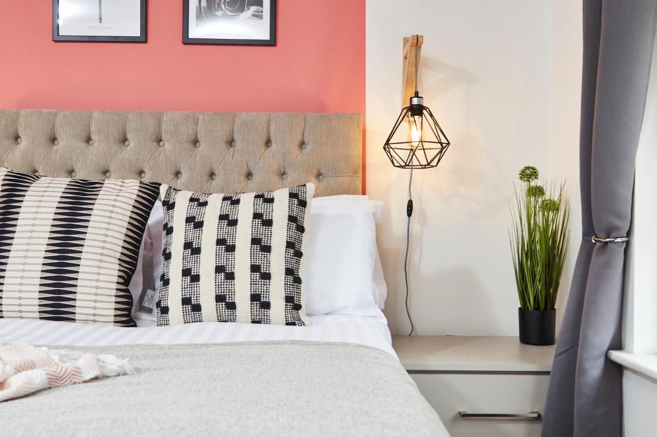 Stunning City Centre 3 Bed, 3 Bath - Sleeps 8! Lejlighed Leeds  Eksteriør billede