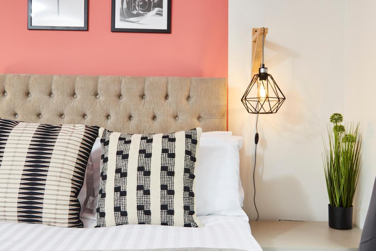 Stunning City Centre 3 Bed, 3 Bath - Sleeps 8! Lejlighed Leeds  Eksteriør billede