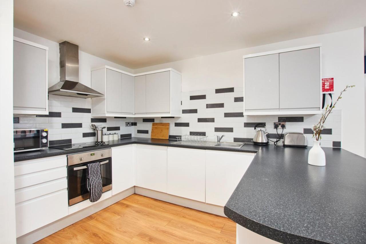 Stunning City Centre 3 Bed, 3 Bath - Sleeps 8! Lejlighed Leeds  Eksteriør billede