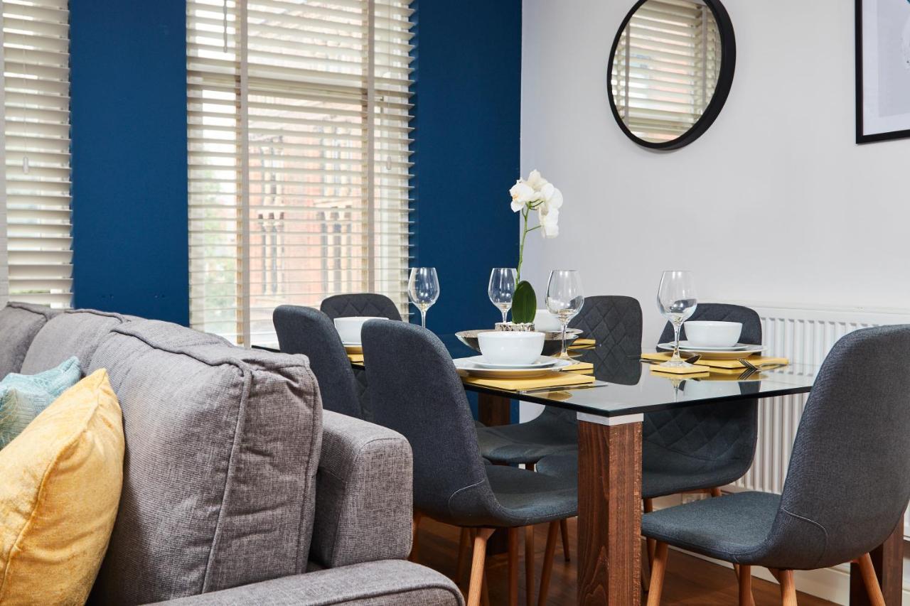 Stunning City Centre 3 Bed, 3 Bath - Sleeps 8! Lejlighed Leeds  Eksteriør billede