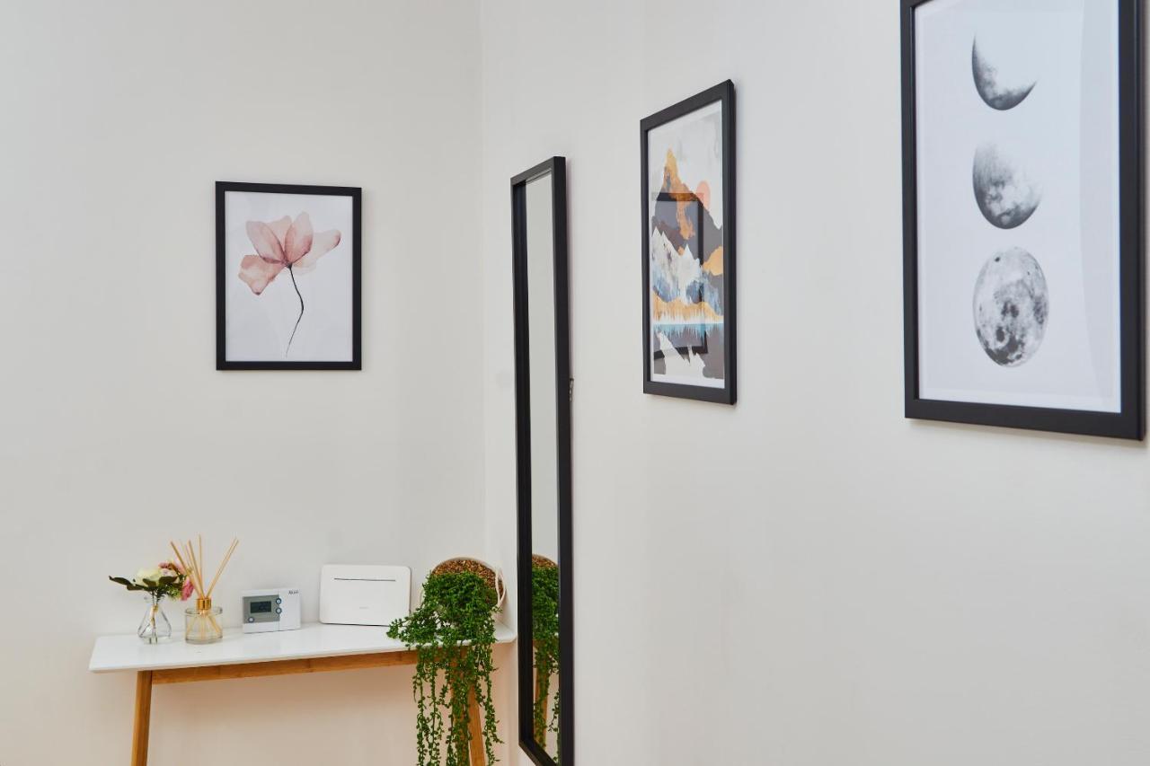 Stunning City Centre 3 Bed, 3 Bath - Sleeps 8! Lejlighed Leeds  Eksteriør billede