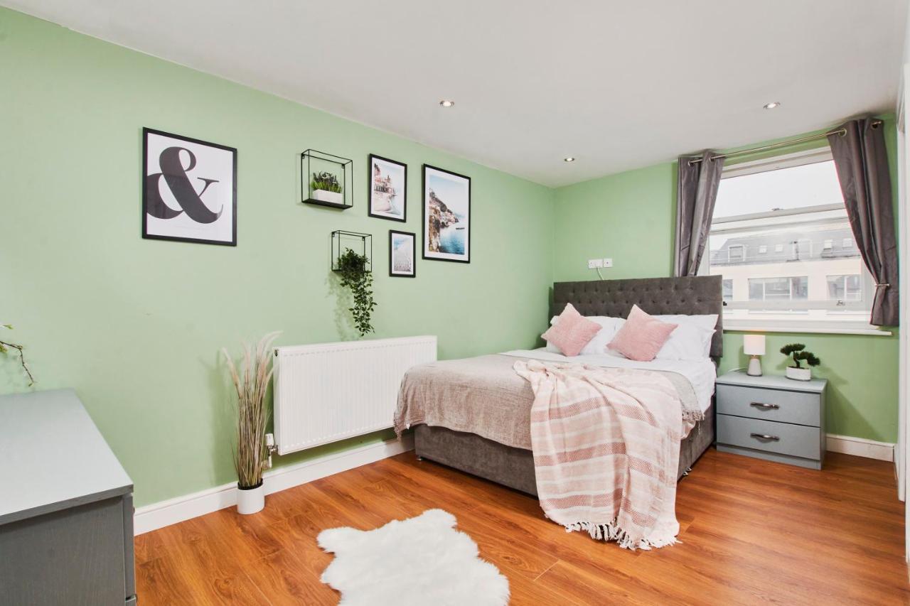 Stunning City Centre 3 Bed, 3 Bath - Sleeps 8! Lejlighed Leeds  Eksteriør billede